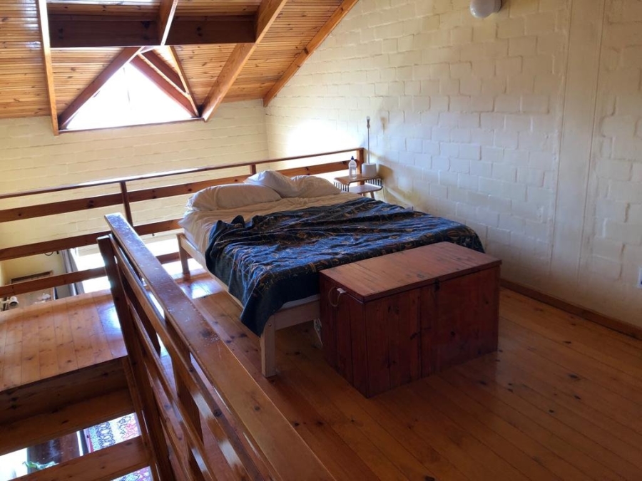 To Let 1 Bedroom Property for Rent in Kenilworth Western Cape